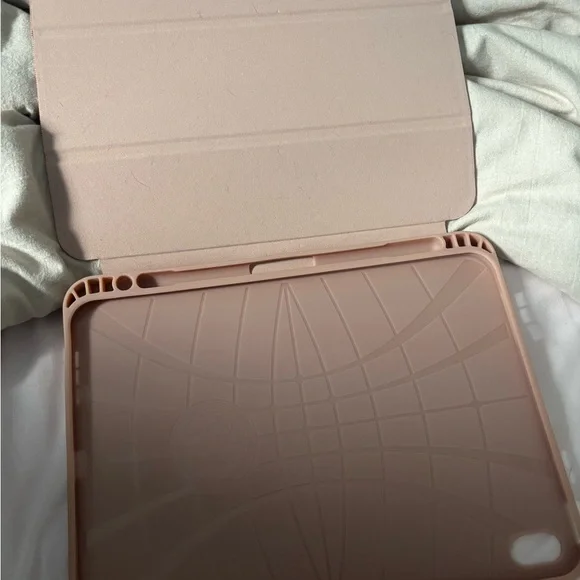 Spigen Pink Tablet Case - Picture 4 of 4